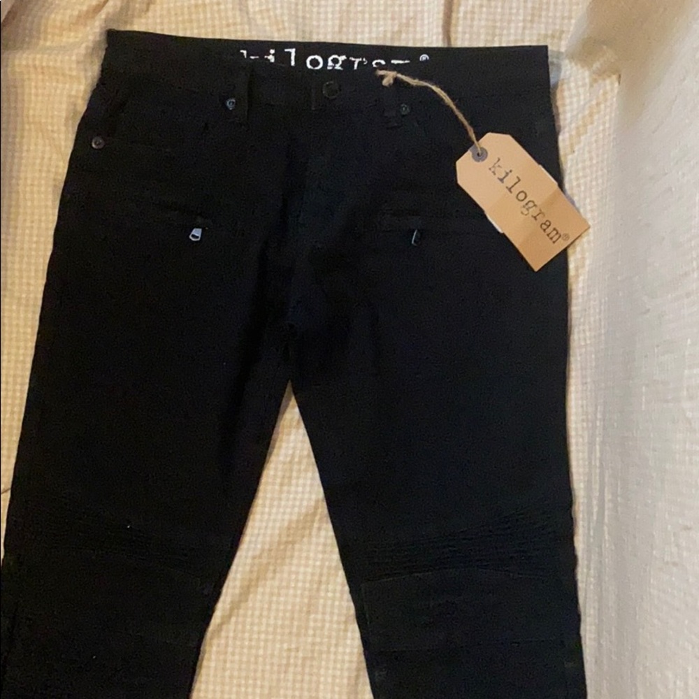 Brand new pair of pants “Jet black” by Kilogram